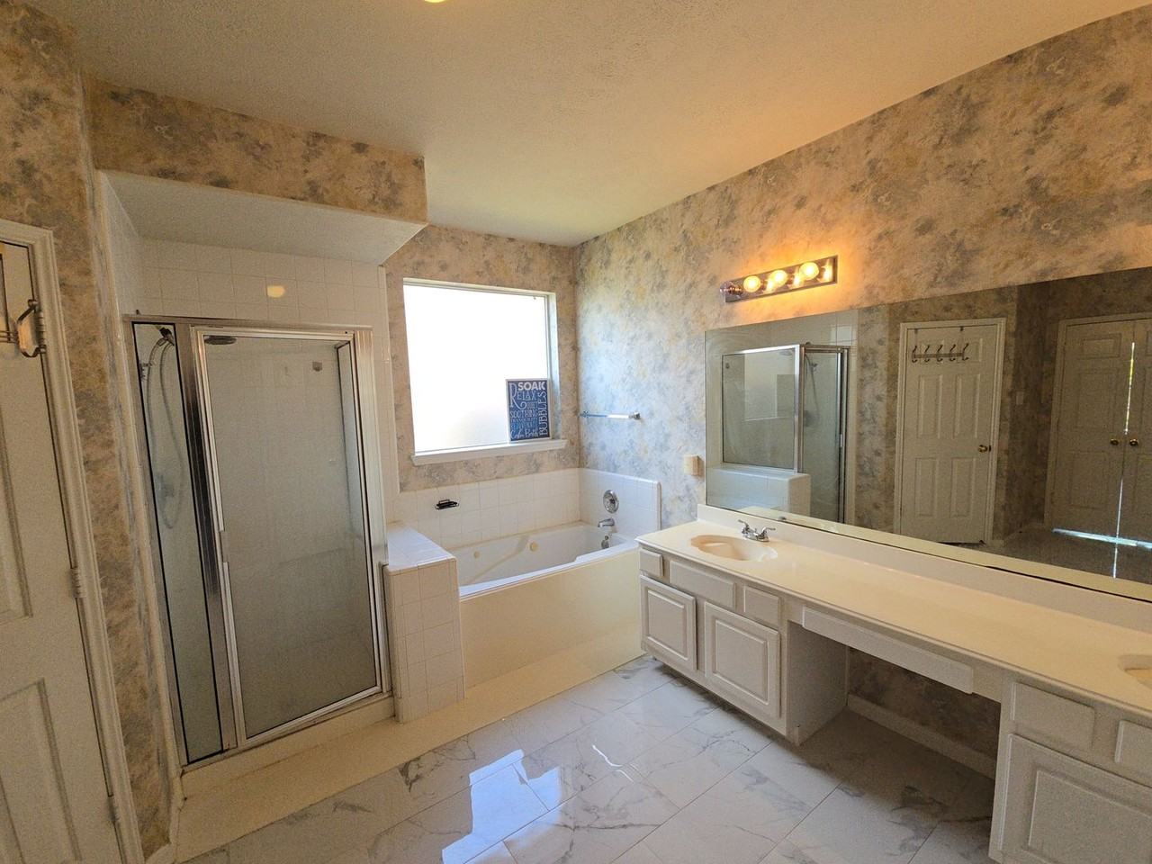 1627 Park Harbor Estates Dr - Photo 4 of 31