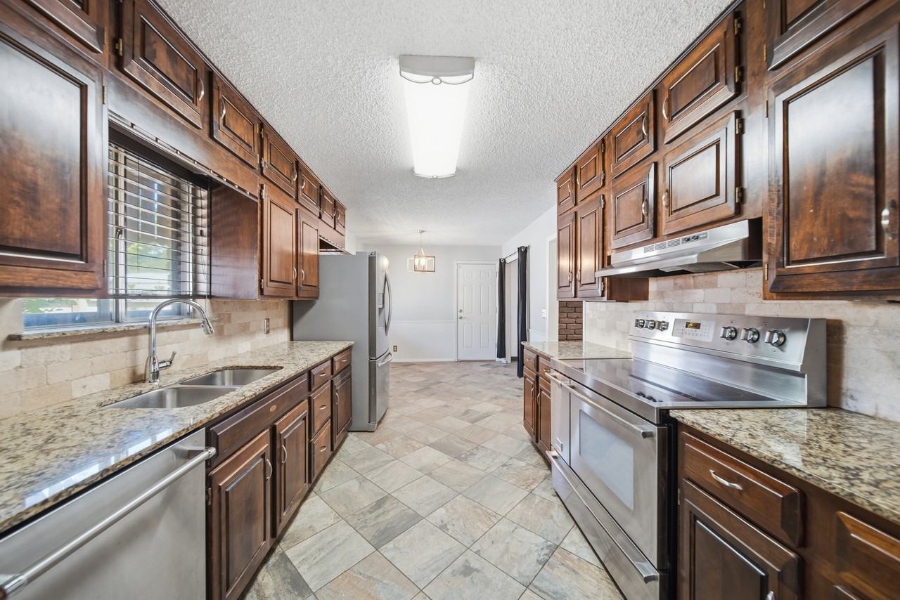 5811 E 61st Pl #1 - Photo 4 of 19