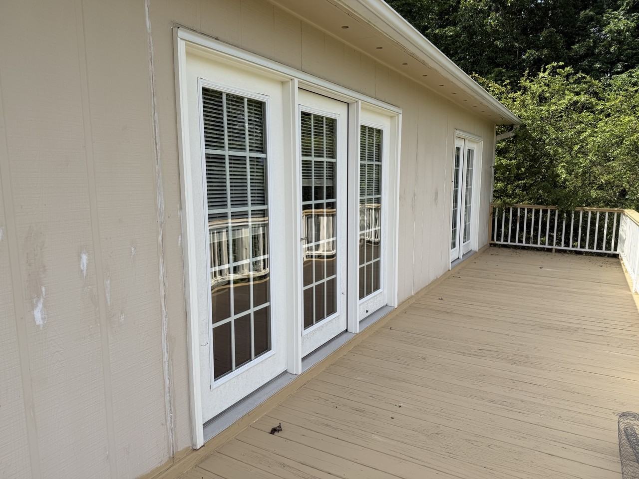 1860 Crescent Dr #1 - Photo 2 of 11