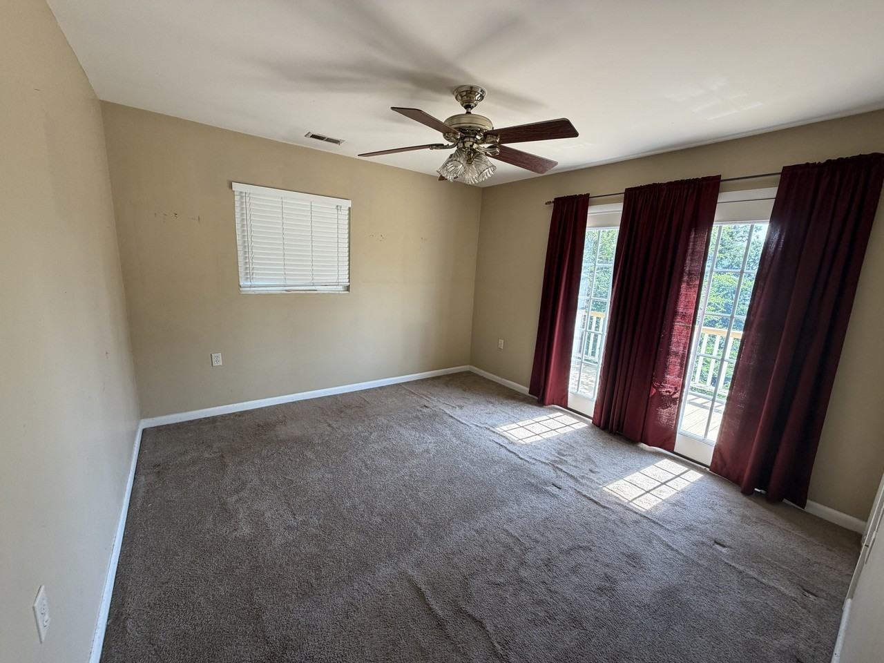 1860 Crescent Dr #1 - Photo 6 of 11
