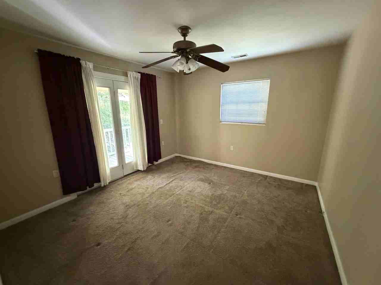 1860 Crescent Dr #1 - Photo 7 of 11