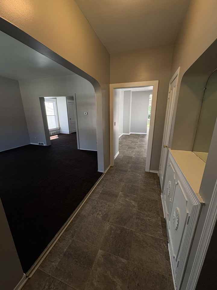 2814 9th St Sw #1 - Photo 2 of 15