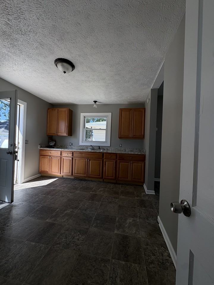 2814 9th St Sw #1 - Photo 7 of 15