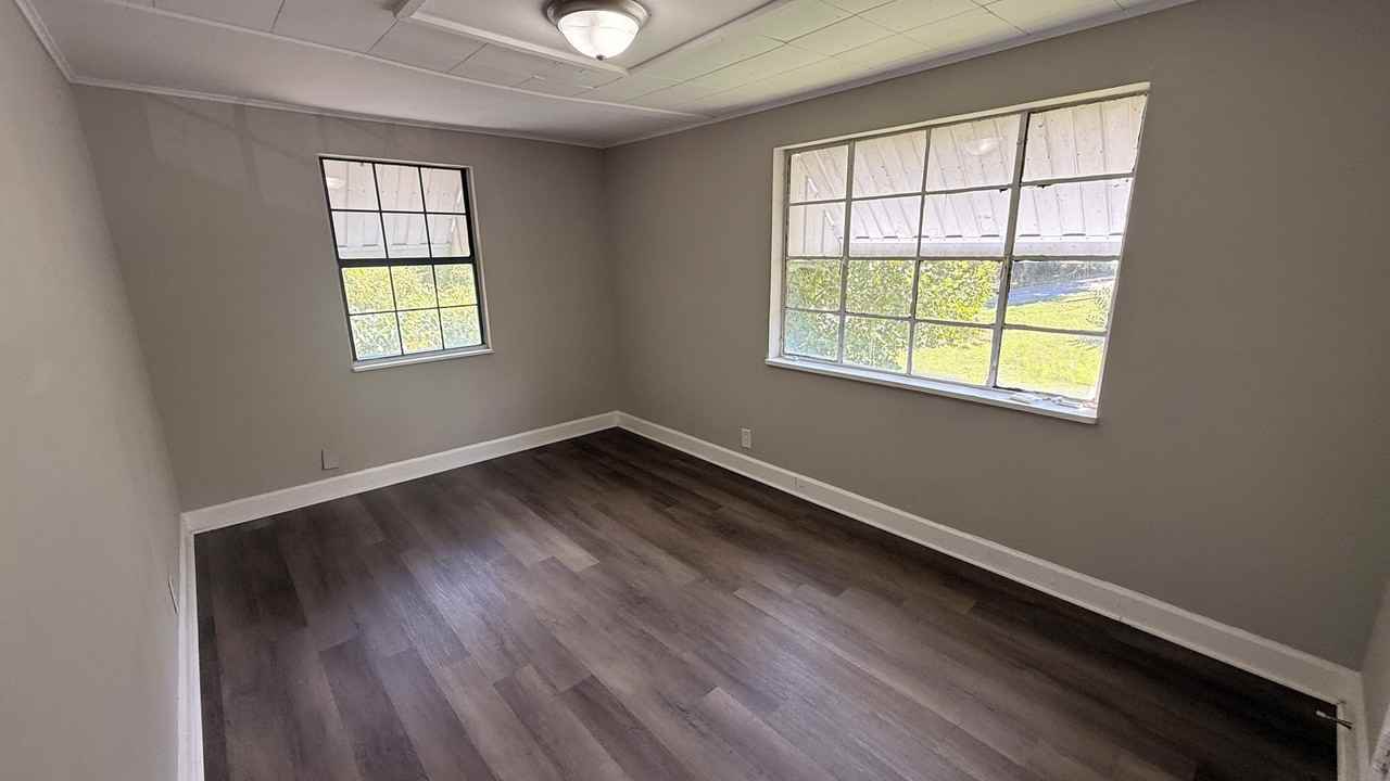 761 Vanderbilt St #1 - Photo 7 of 11