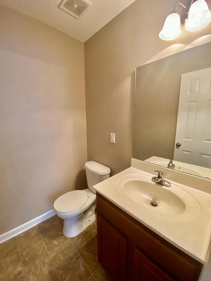 149 Eagle Park Dr #1 - Photo 6 of 13