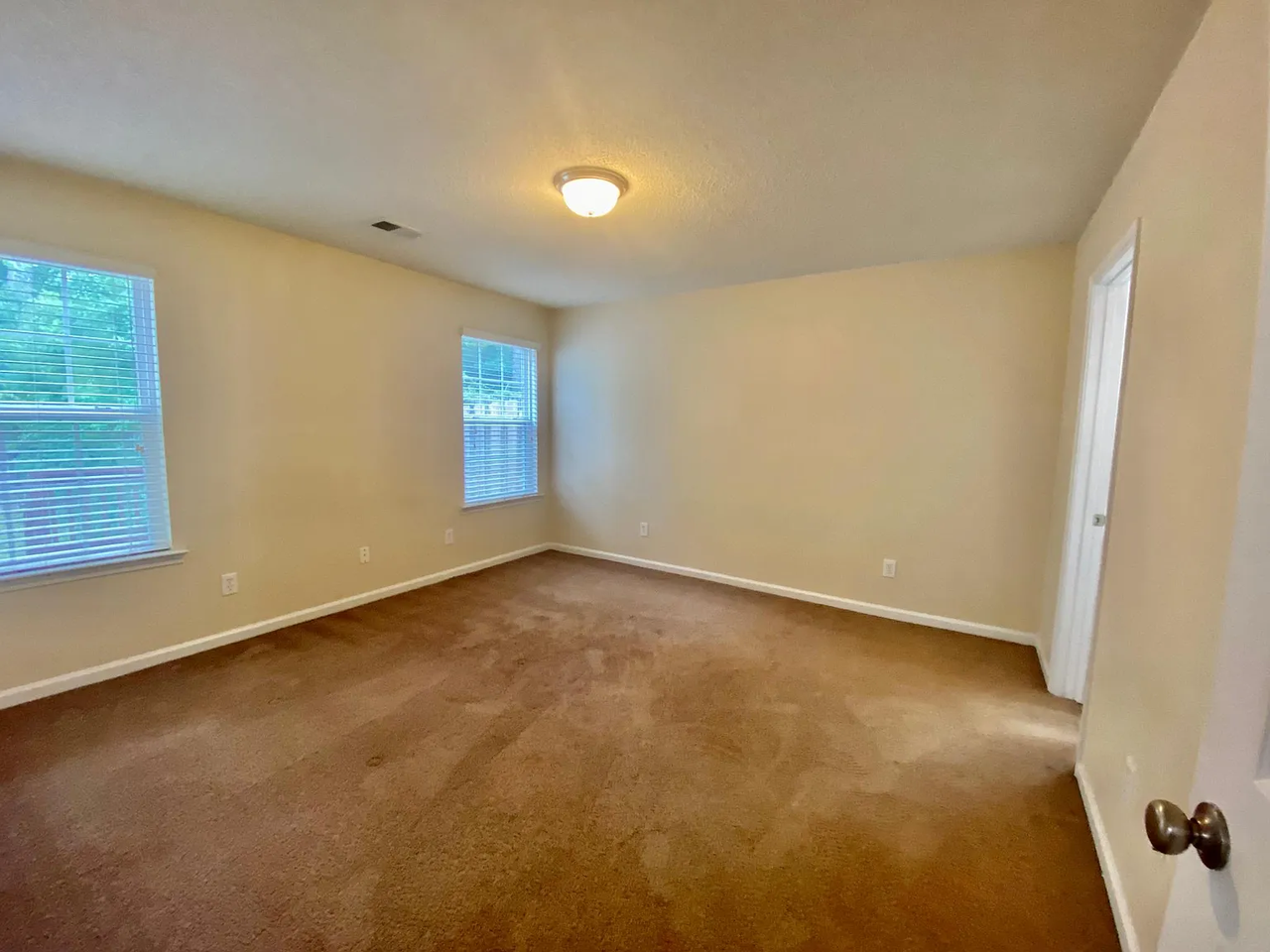 149 Eagle Park Dr #1 - Photo 7 of 13