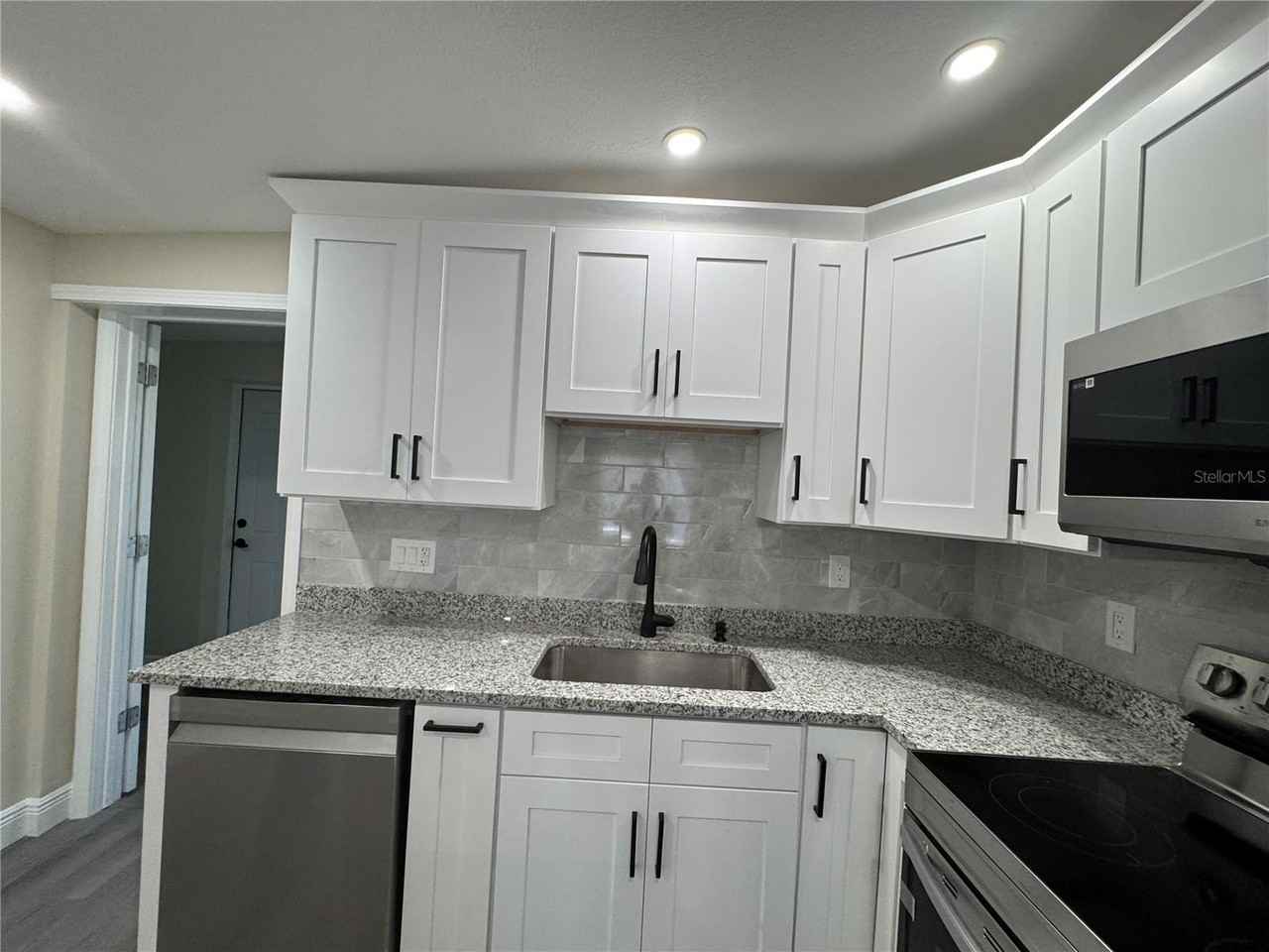 7039 Lenox Dr #1 - Photo 6 of 23