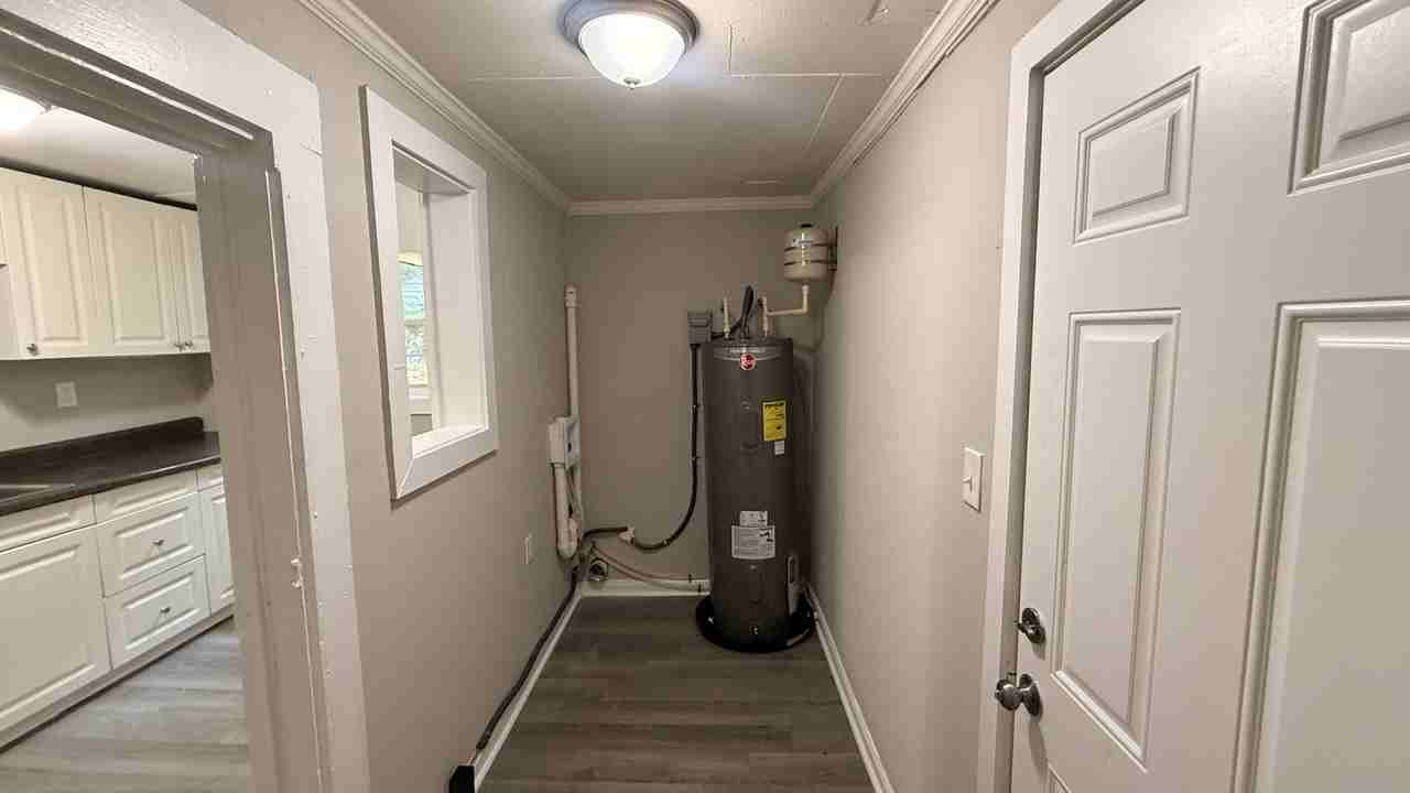 3119 Clarendon Ave #1 - Photo 4 of 10