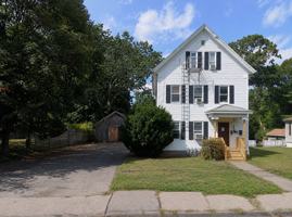 featured image of 155 Oak St #3