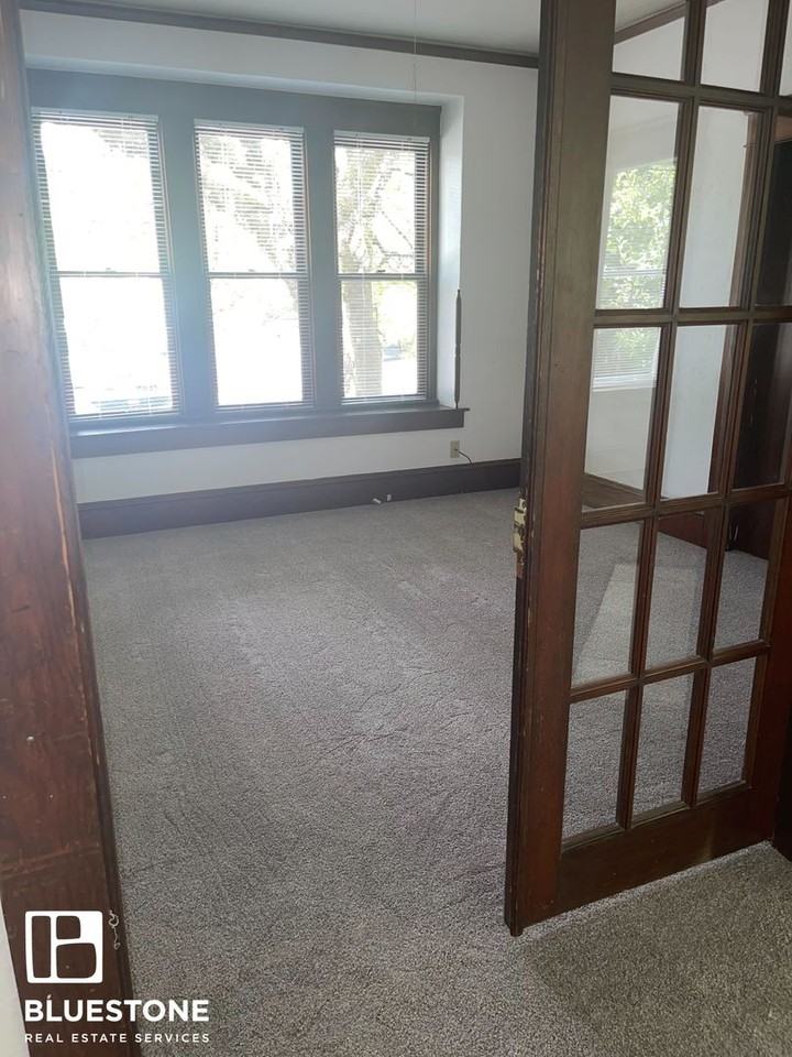 121 Nw 8th St - Photo 6 of 18