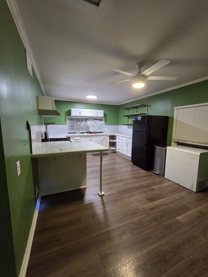 2836 Mersington Ave #1 - Photo 3 of 20
