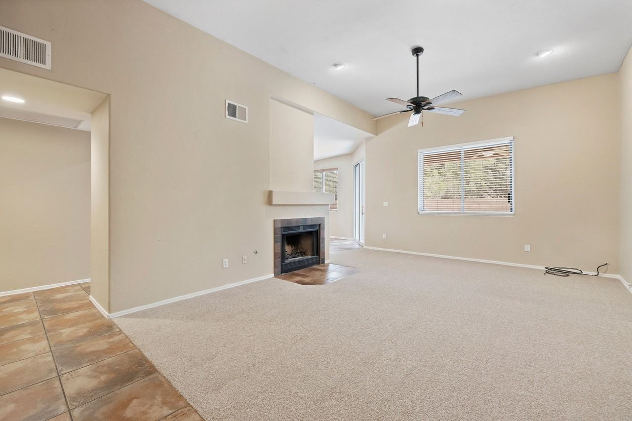 730 N Northern Vista Pl #1 - Photo 5 of 50