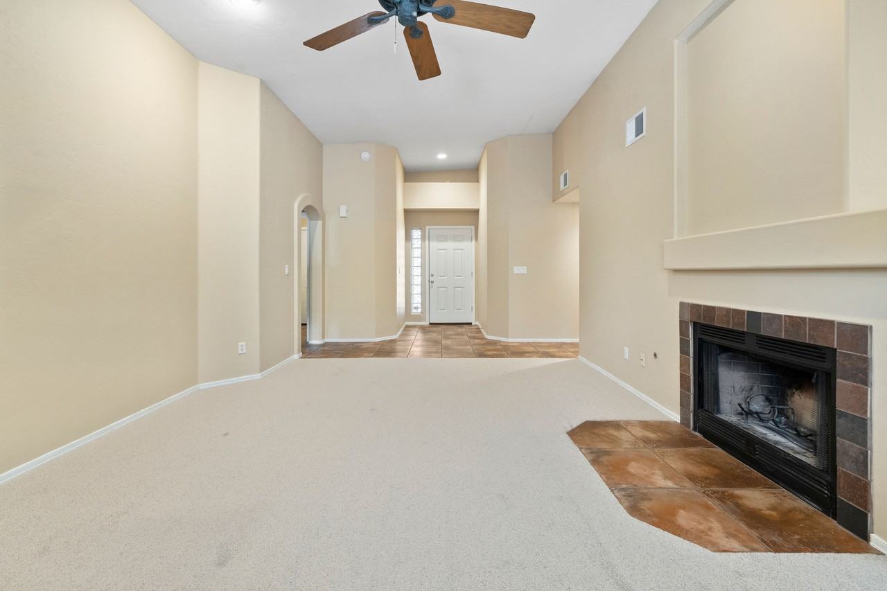 730 N Northern Vista Pl #1 - Photo 7 of 50