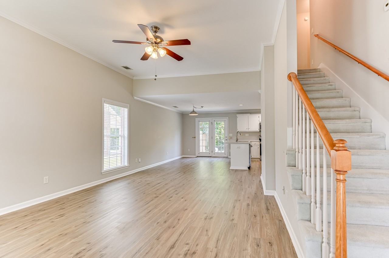134 Village Pkwy #1 - Photo 7 of 44