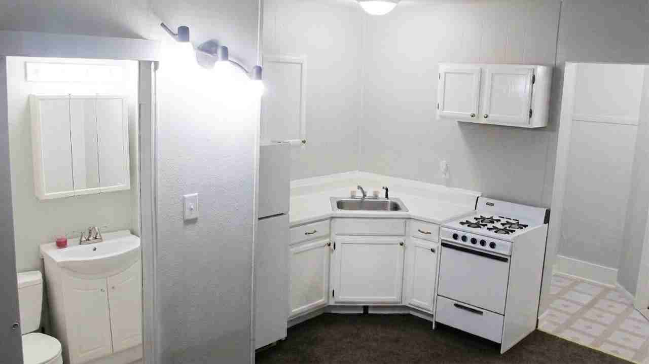 316 3rd Avenue West - Photo 2 of 8