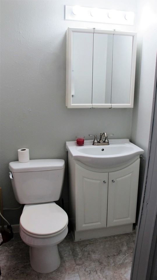316 3rd Avenue West - Photo 6 of 8