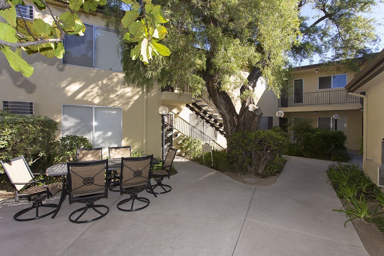 Villa Parks Apartments - Photo 2 of 2