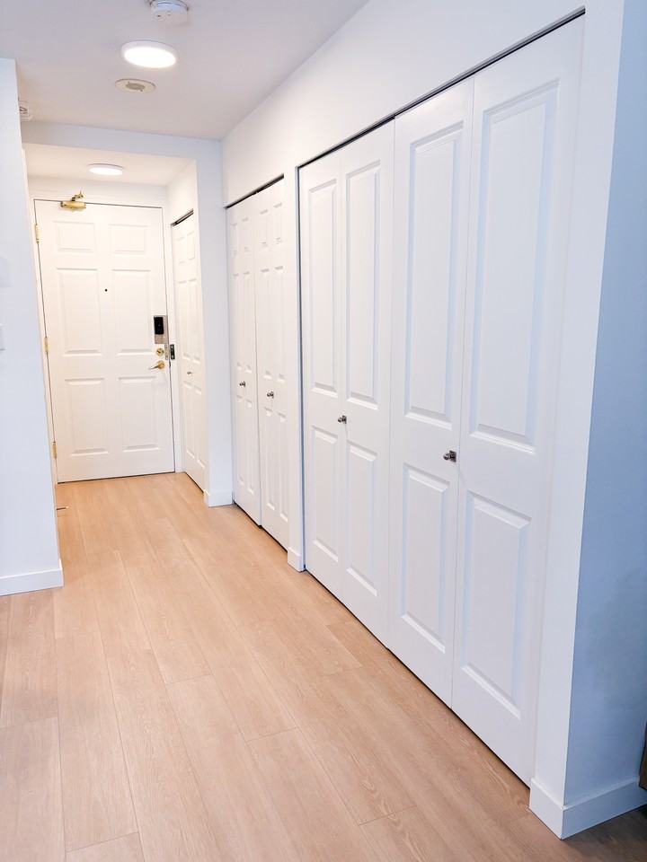 1188 Richards Street #19XX - Photo 6 of 15