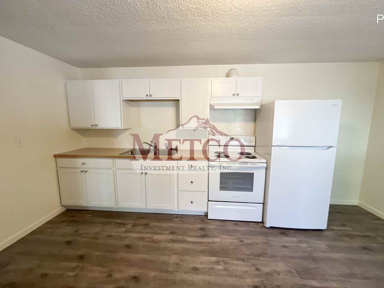 Castle Terrace Apartments - Photo 4 of 19