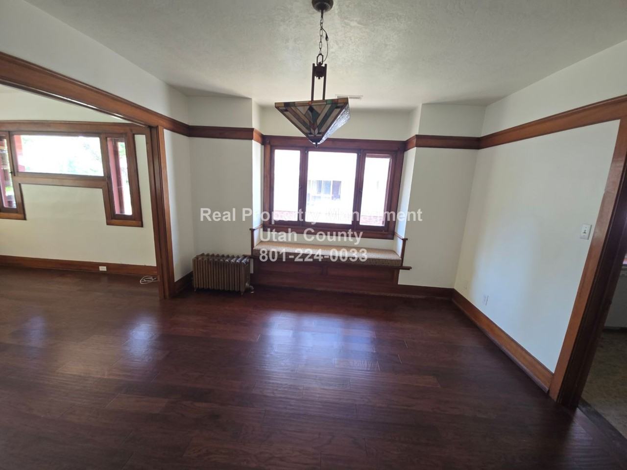 159 N 400 E - Photo 4 of 21
