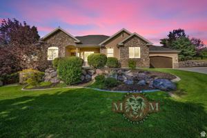 featured image of 1693 E Crimson Oak Dr