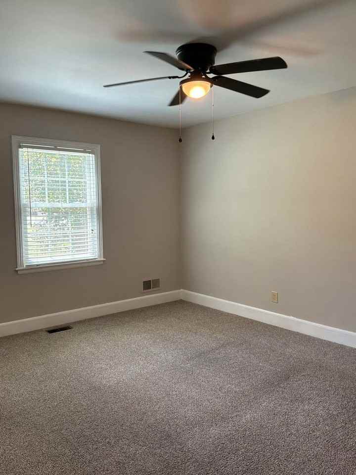 801 Phillips St - Photo 5 of 21