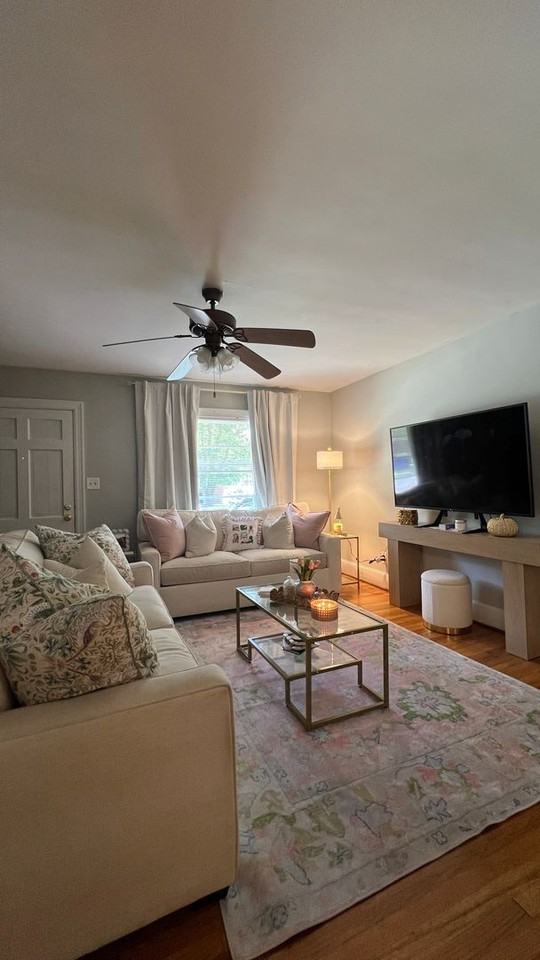 101 N Meade St - Photo 5 of 24