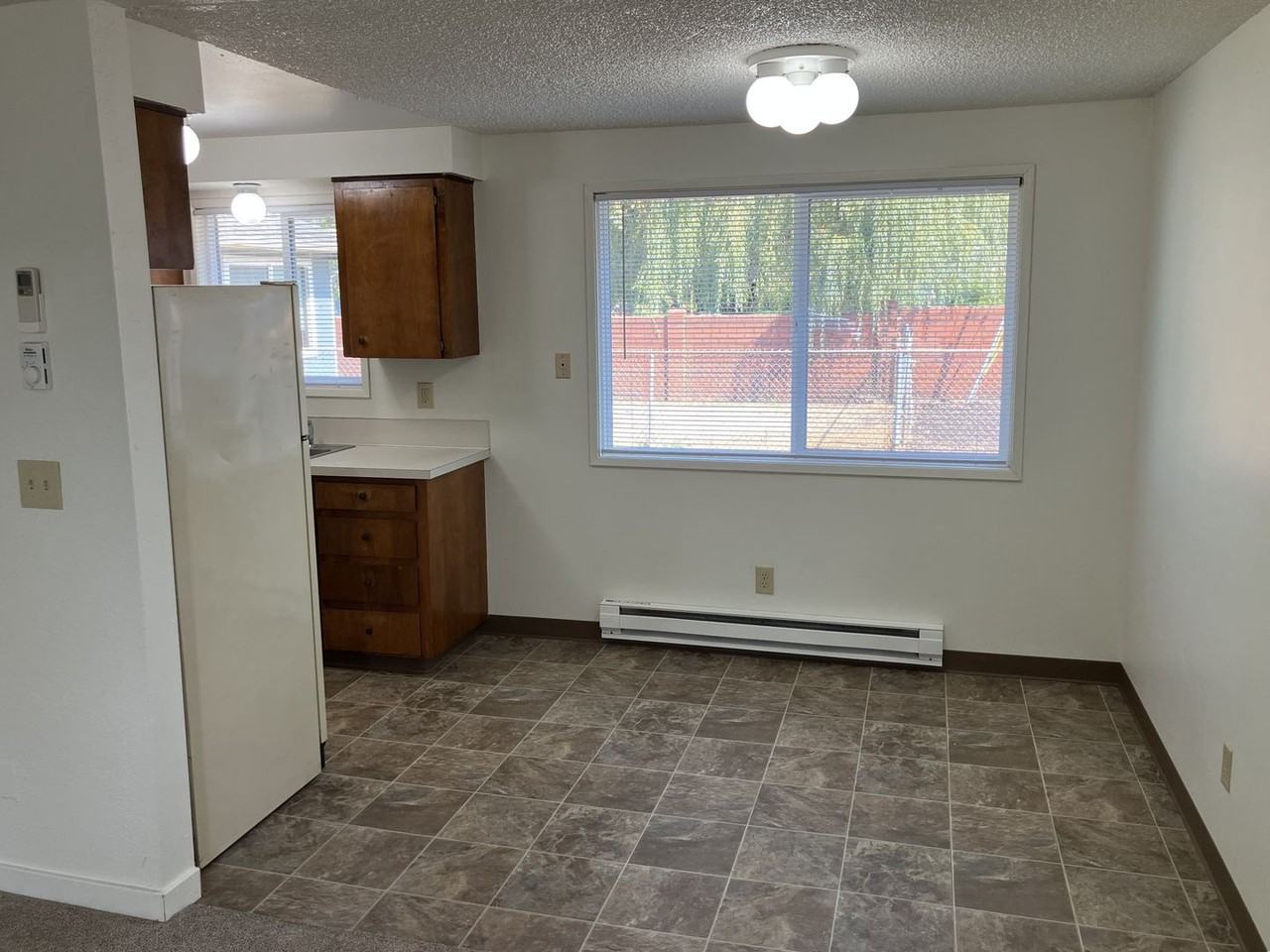 395 Darla Ct - Photo 6 of 21