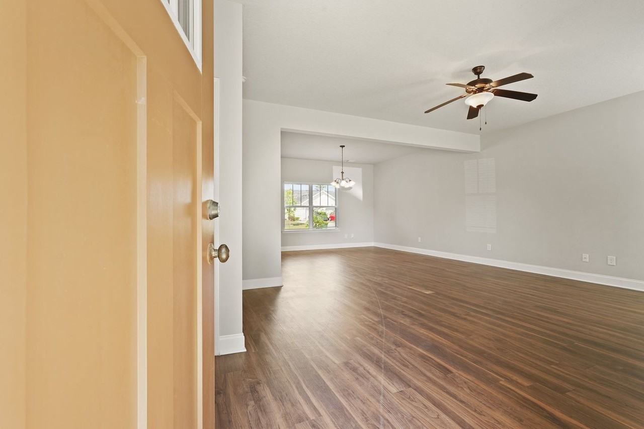 312 Morgan Pines Dr - Photo 2 of 48