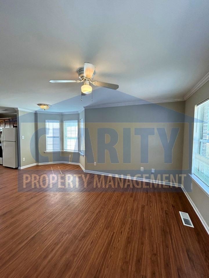 855 Stone Glen Trl Nw - Photo 3 of 14