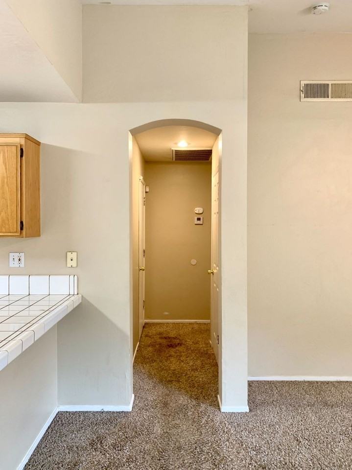 6204 Straub Ln - Photo 7 of 24