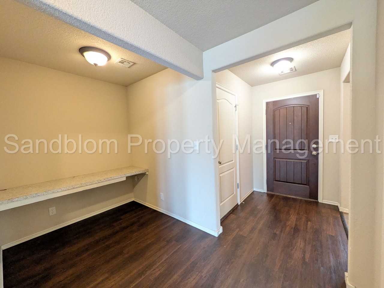 4003 W 104th Pl S - Photo 2 of 19