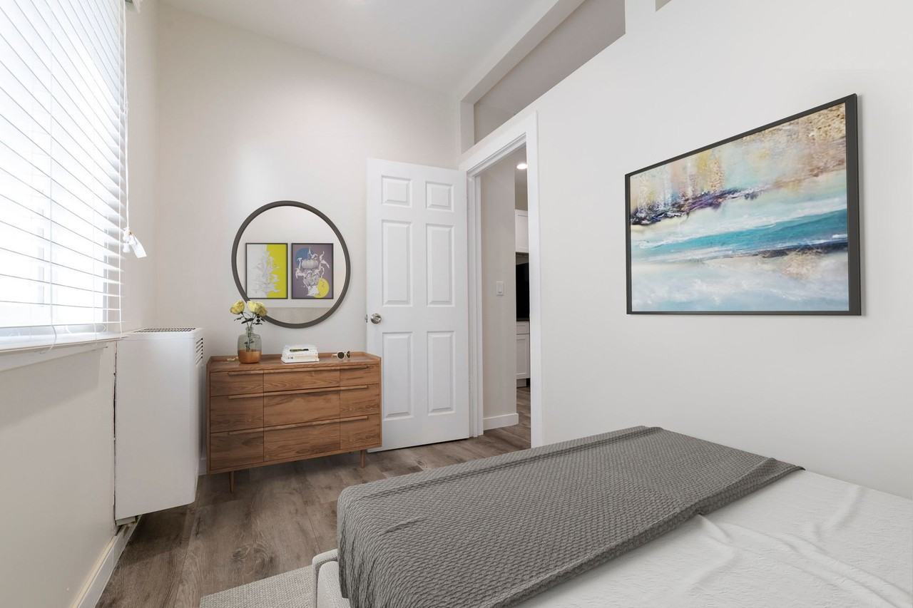 4th Street Apartments | Cozy and Renovated Homes Across Hollenbeck Park - Photo 3 of 40