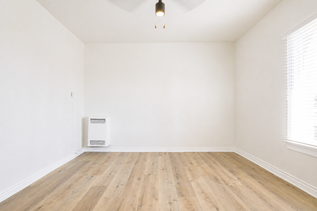 Harvard Apartments | Bright Renovated Apartments in Koreatown - Photo 5 of 29