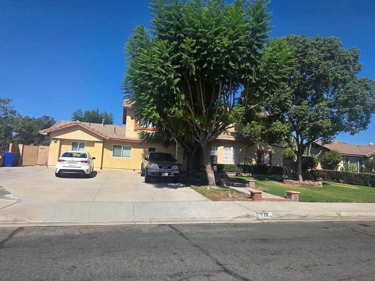 710 N Lamarr St - Photo 2 of 11