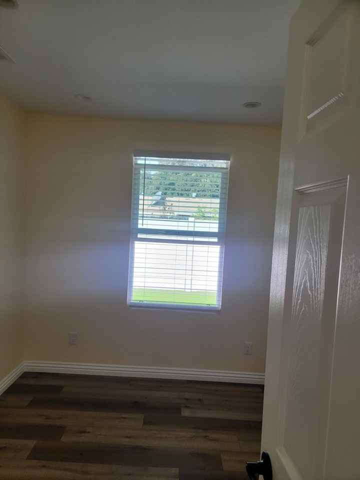 710 N Lamarr St - Photo 5 of 11