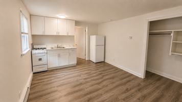 featured image of 2079 Albany Post Rd