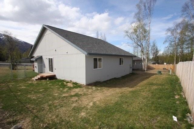 18919 Eagle River Rd - Photo 3 of 17