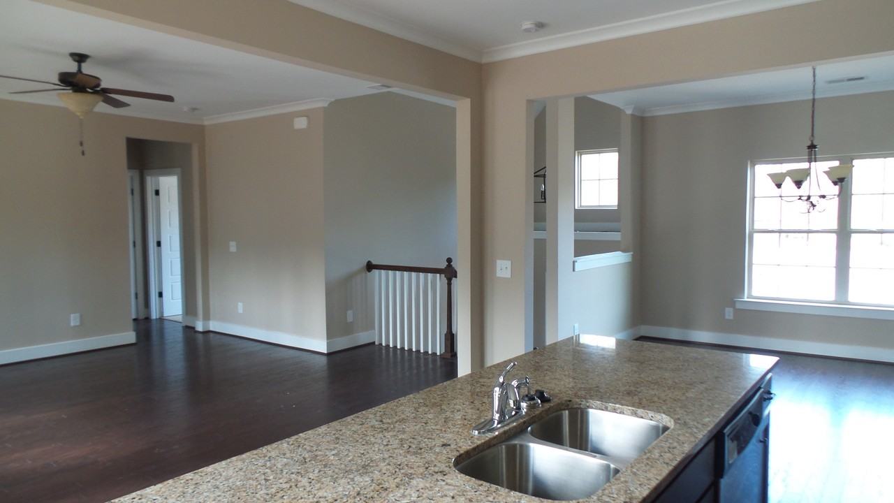 200 Grande View Cir - Photo 5 of 20