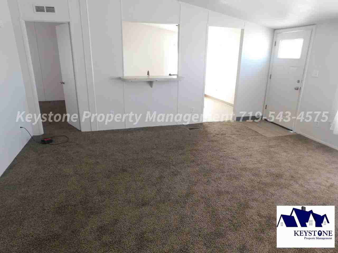 2624 Lowell Ave - Photo 2 of 14