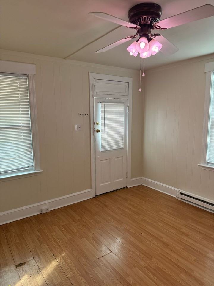 705 Forest Dr - Photo 3 of 25