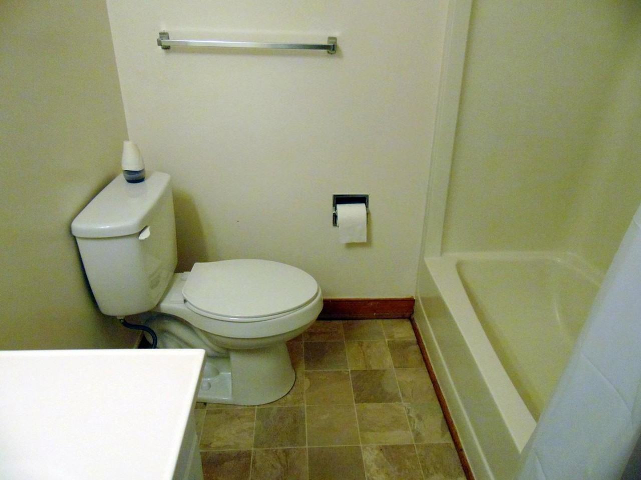4903 Goddin Cir - Photo 7 of 8