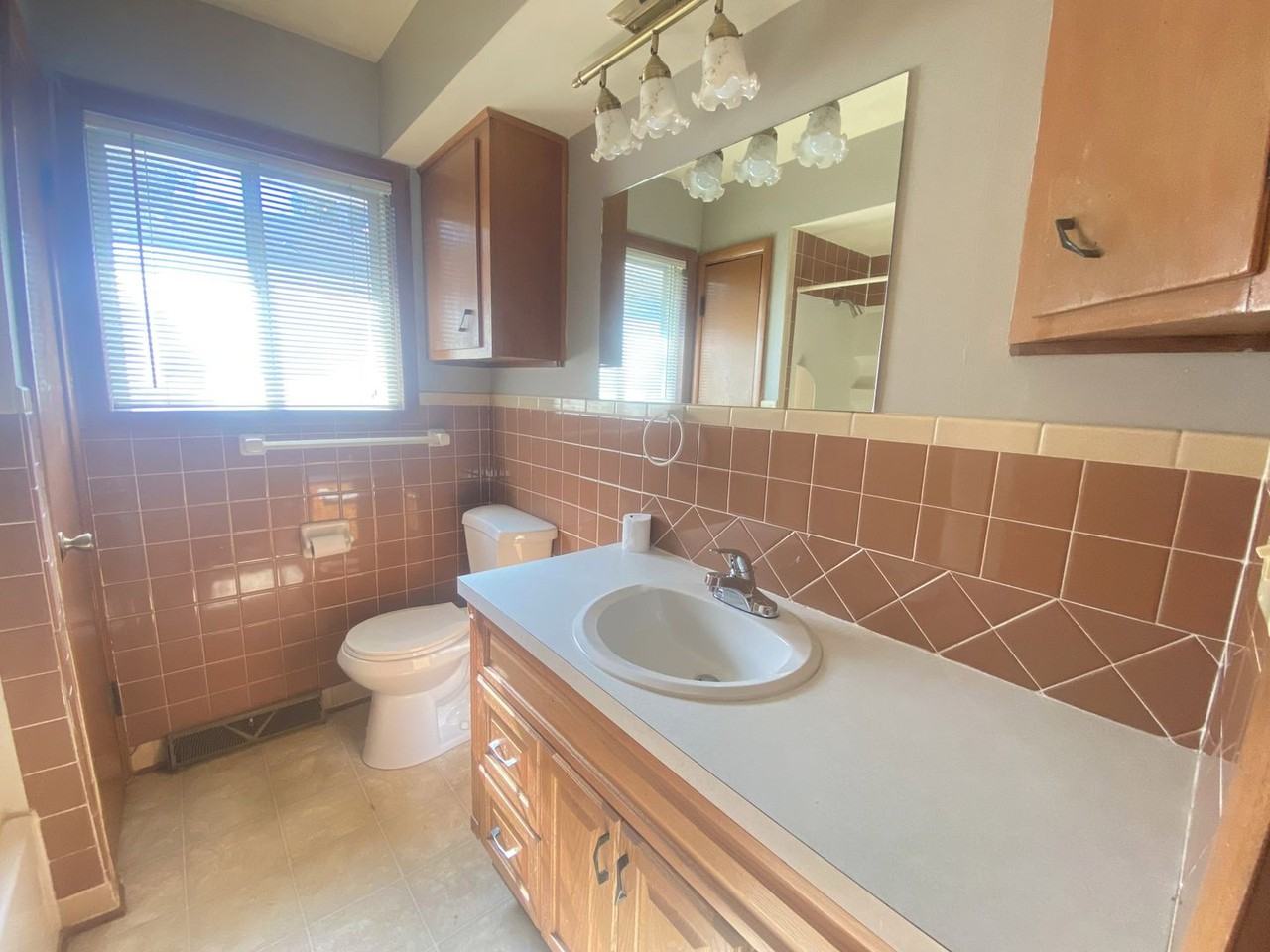 837 S Link Ave - Photo 7 of 8