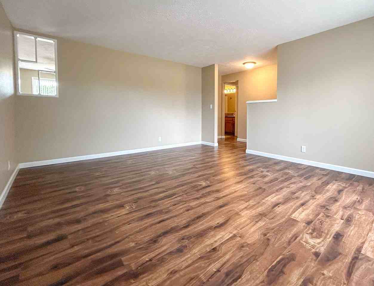 4998 Arrowood Ct Se - Photo 6 of 37