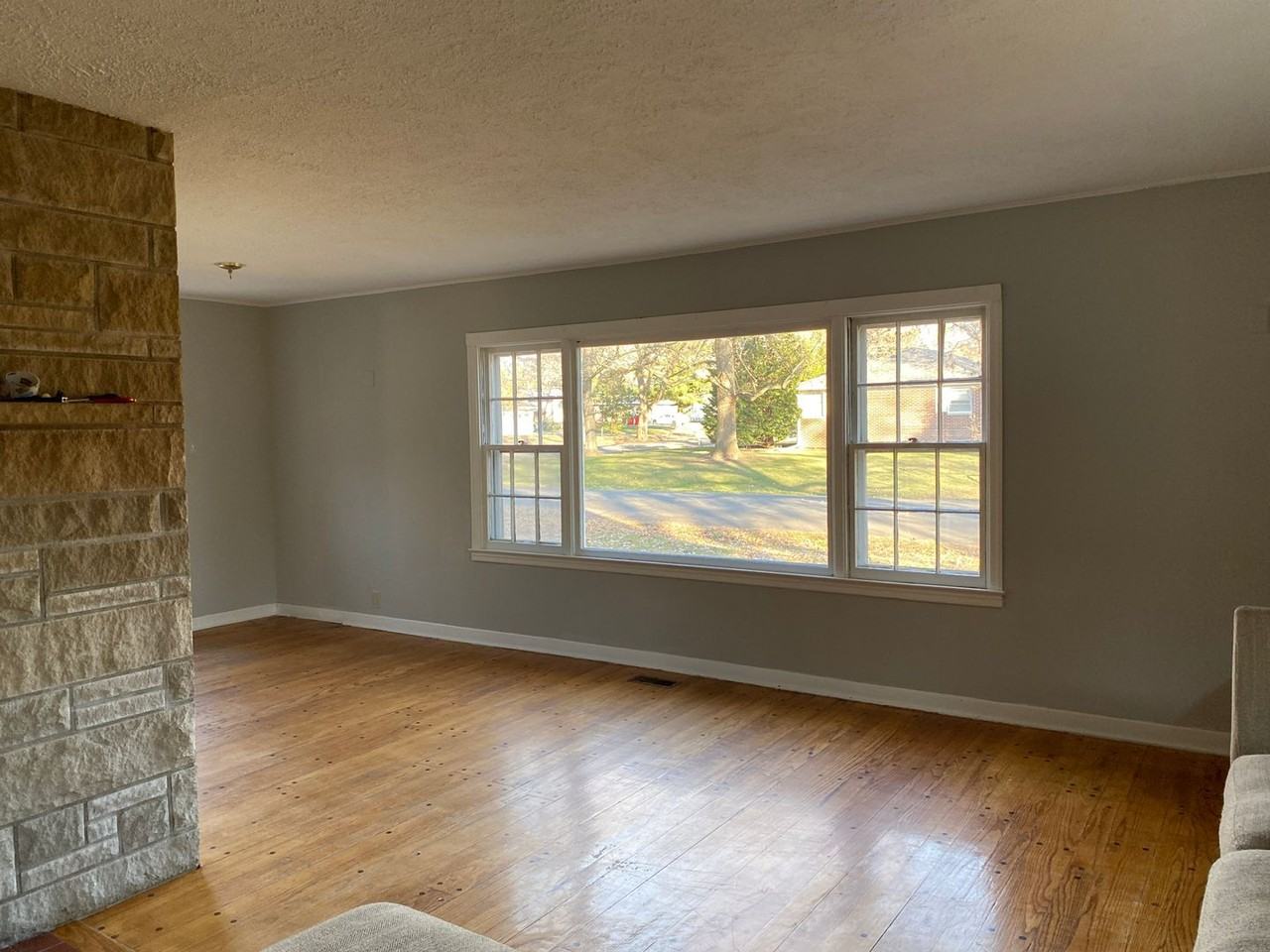 700 Dover Pl - Photo 3 of 23