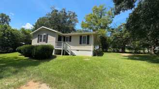 1095 Foster Cir - Photo 1 of 1