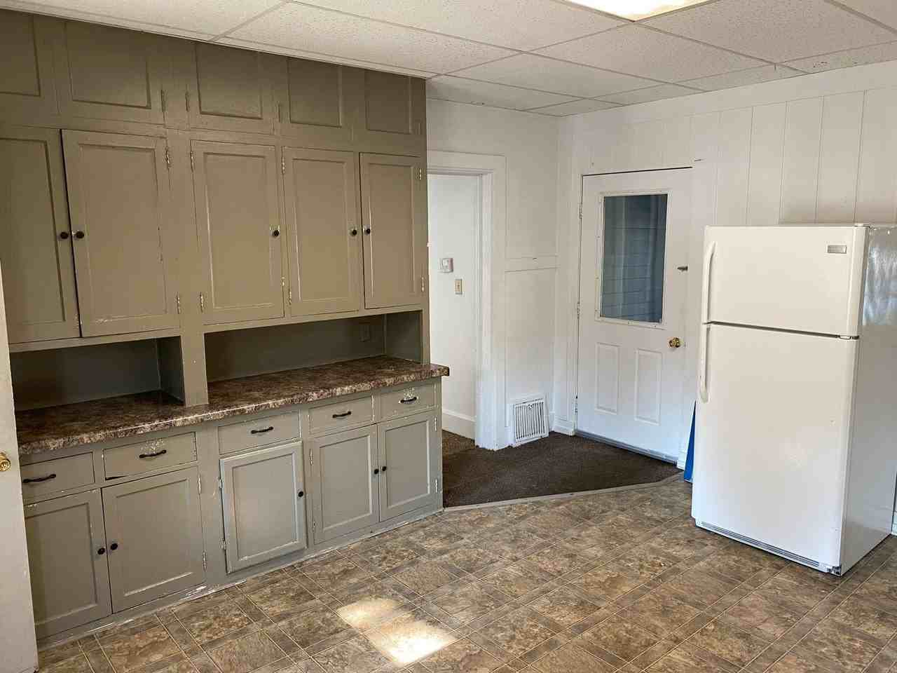 719 S 3rd Ave - Photo 3 of 21