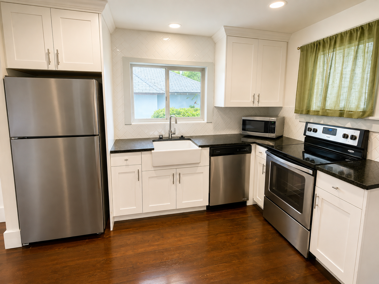 144 S 500 W - Photo 4 of 16