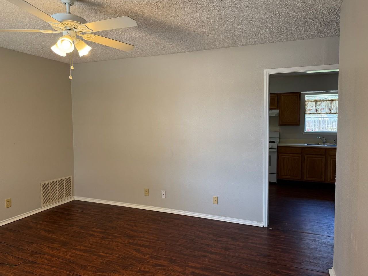 5203 Village Row - Photo 3 of 19