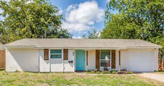 712 Sw Sunset Ln - Photo 1 of 1